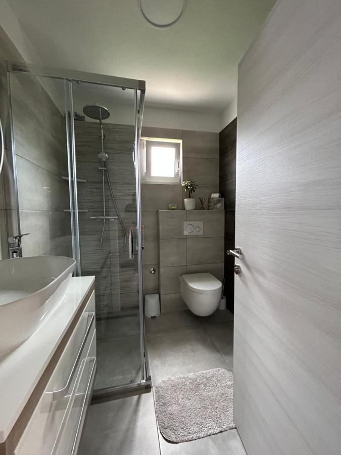 Apartment Salov Trogir Eksteriør bilde
